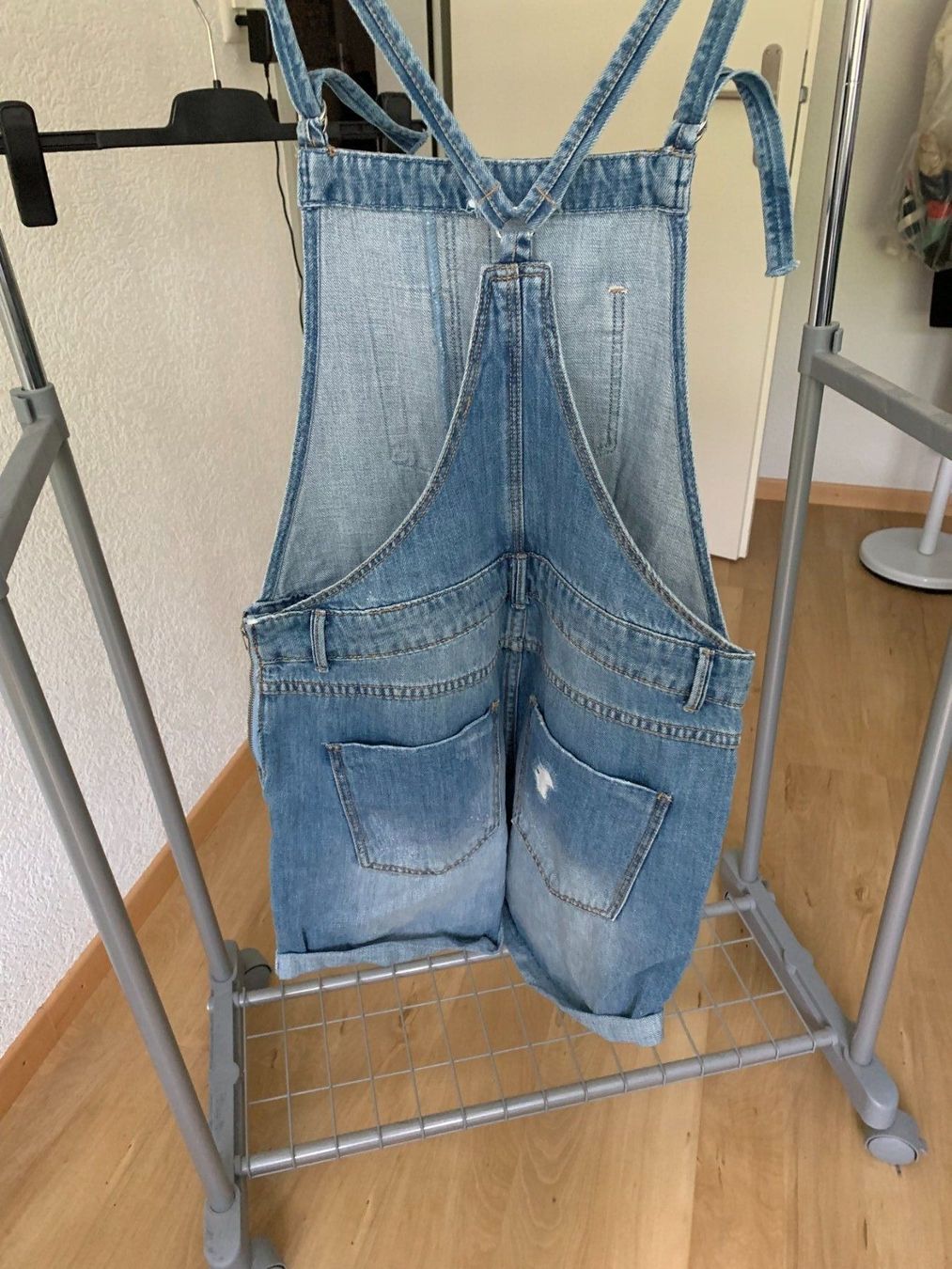 Jeans: Latzhose kurz – Nuovo (secondo la descrizione) da Eichberg venduto da Jaasaa96 1