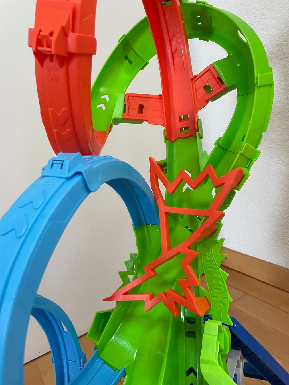 Hot Wheels Piste: Hot Wheels Endlos-Rennbahn – Usato da Rubigen venduto da ar2_g7xv 1