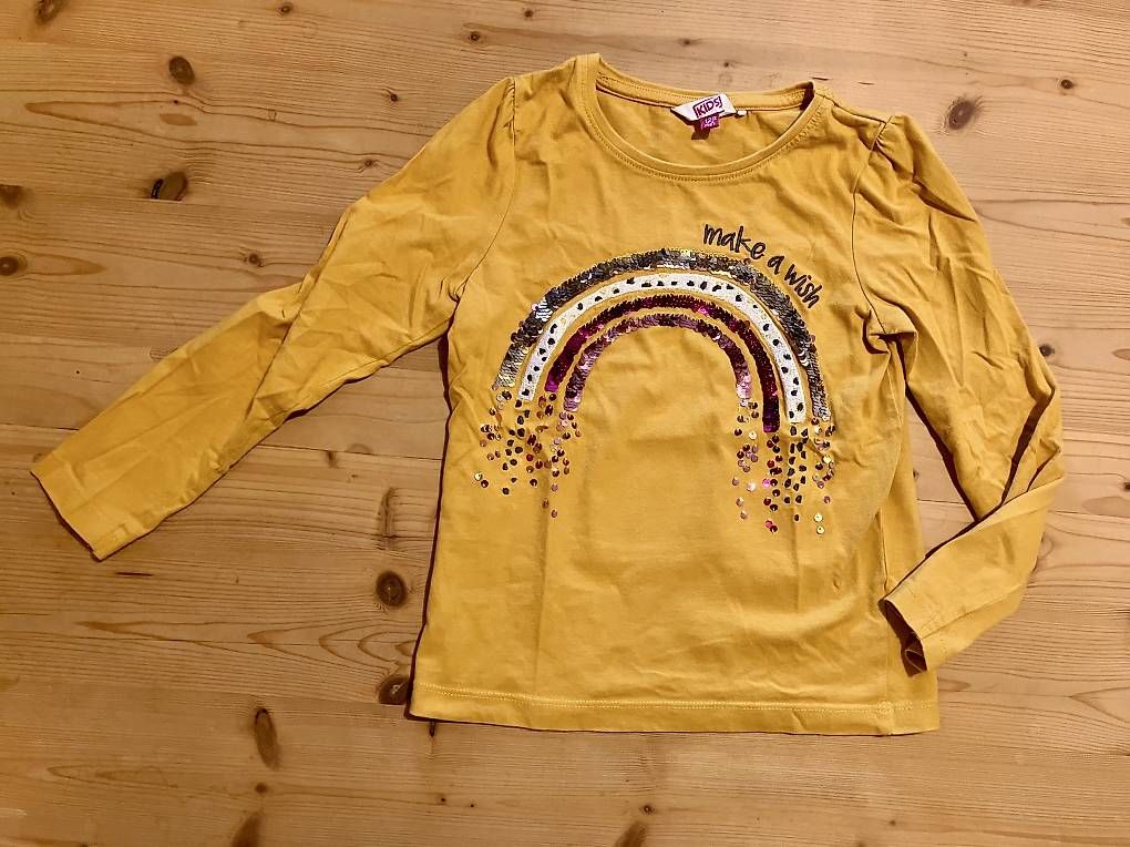 Maglioni & Felpe: Regenbogen Langarmshirt Gr.128 – Usato da Brunnadern venduto da Bumlebee 1