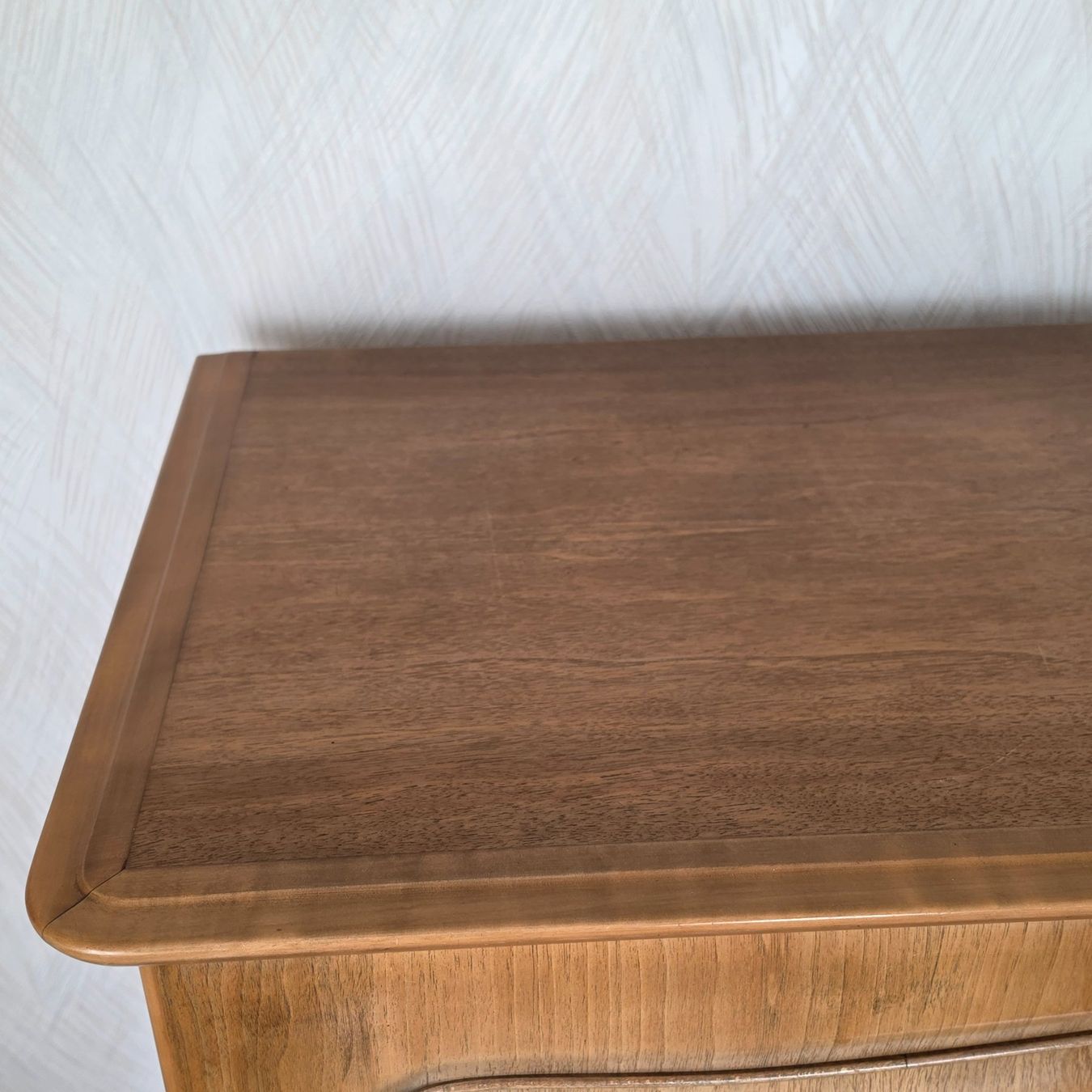 Büffets: Buffetschrank Holz mit Vitrinenbereich – Gebraucht aus Obergerlafingen von dede-SO 3