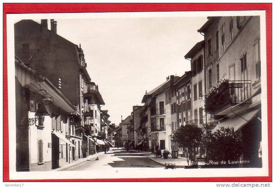 Cartoline postali: PAYERNE RUE DE LAUSANNE – Usato da Grüningen venduto da Kartenlaube