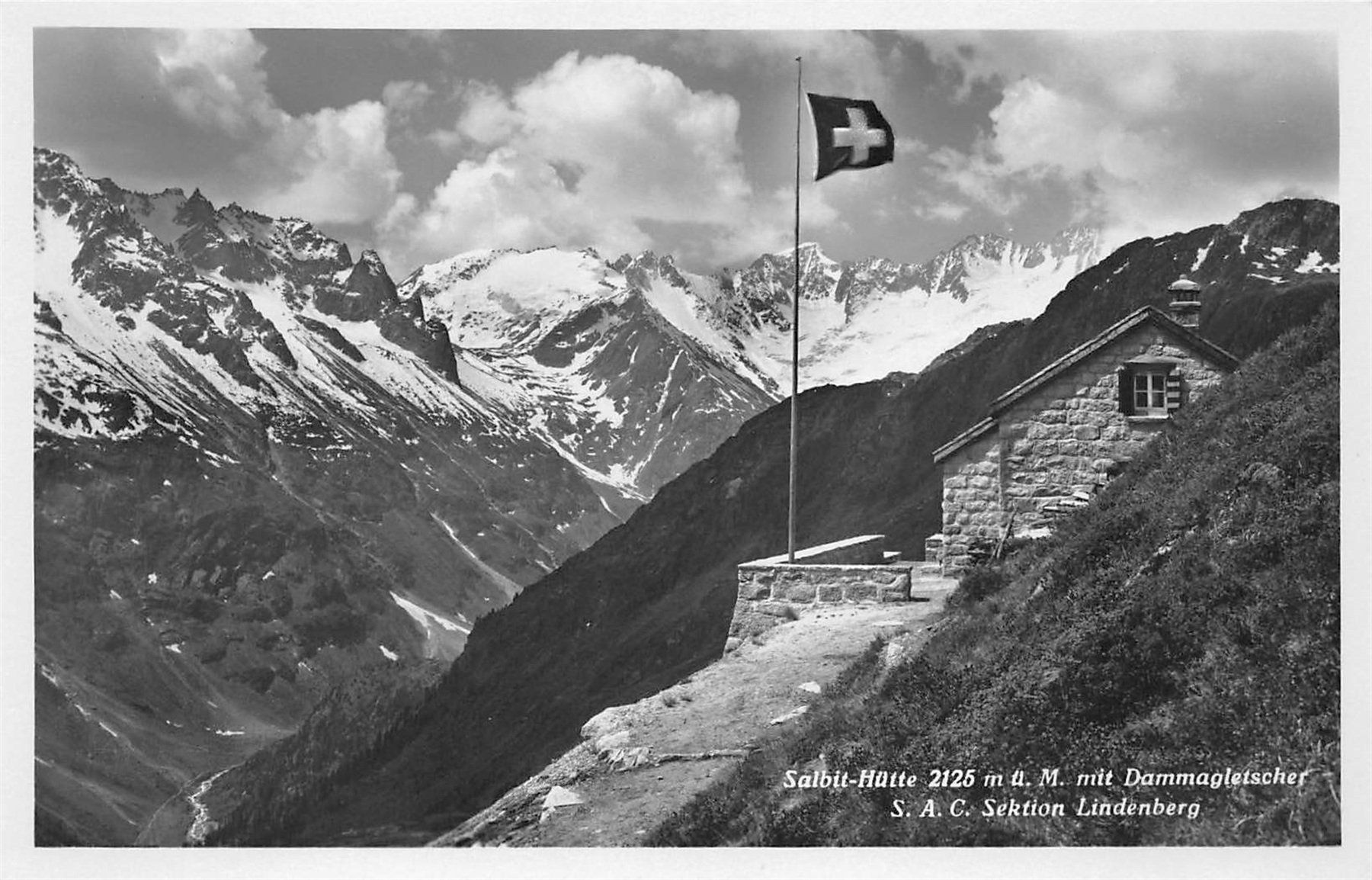 Cartoline postali: Göschenen, Salbithütte mit Dammagletscher – Usato da Ottikon b.Kemptth. venduto da Neptun1974