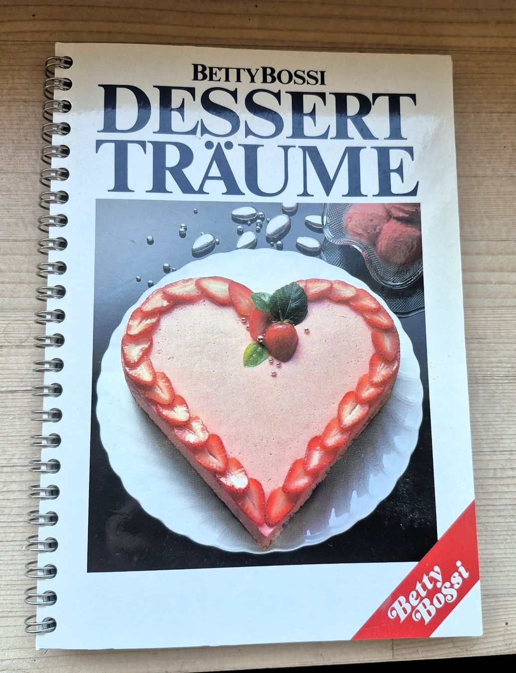 Bücher: Betty Bossi "Dessert Träume" – Gebraucht aus St. Gallen von Amelie_73