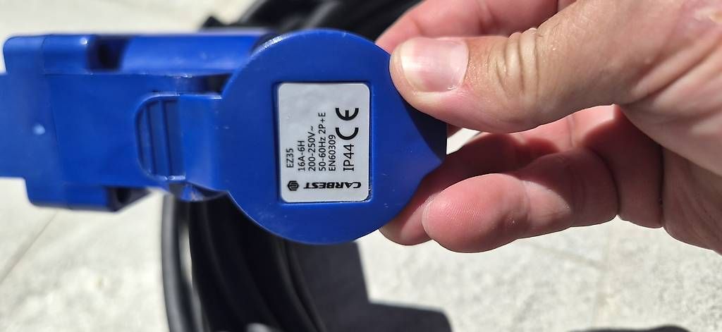 Kabel: CEE Kabel mit Adapter – Gebraucht aus Horw von Row707 4