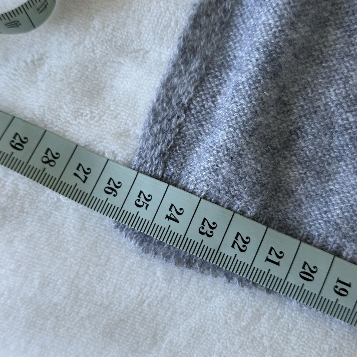 Foulard & Sciarpe: Écharpe en cachemire 100% gris – Nuovo (secondo la descrizione) da Givisiez venduto da dor_xb9k 3