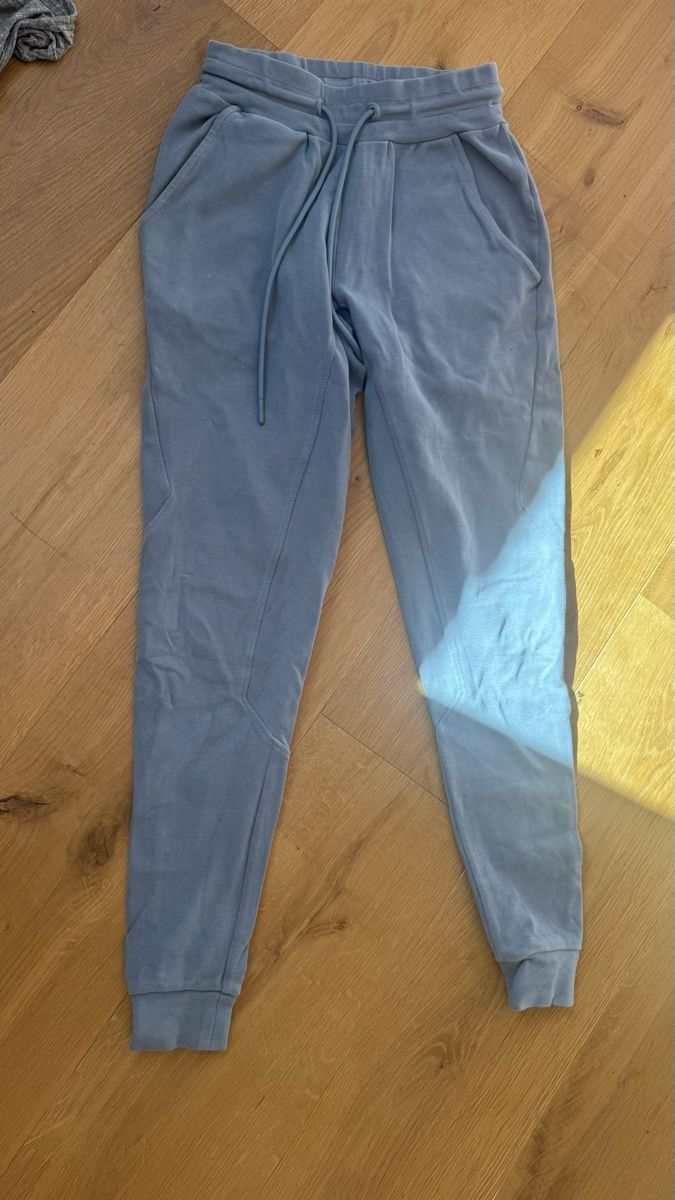 Alphalete Pantaloni: Alphalete Jogginghose XS – Usato da Gelterkinden venduto da teddywidder