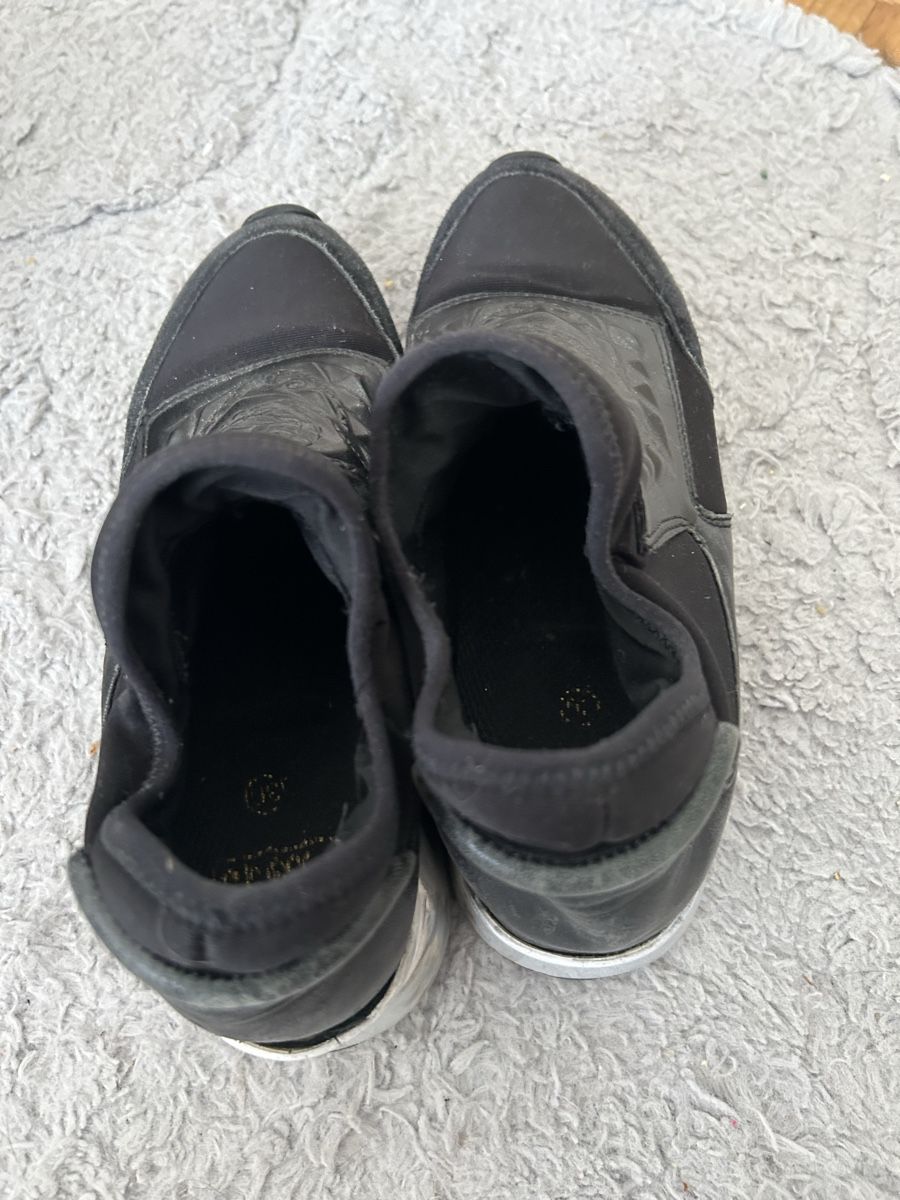 Scarpe da donna: Schuhe  – Usato da Basel venduto da Krisztina.na 1