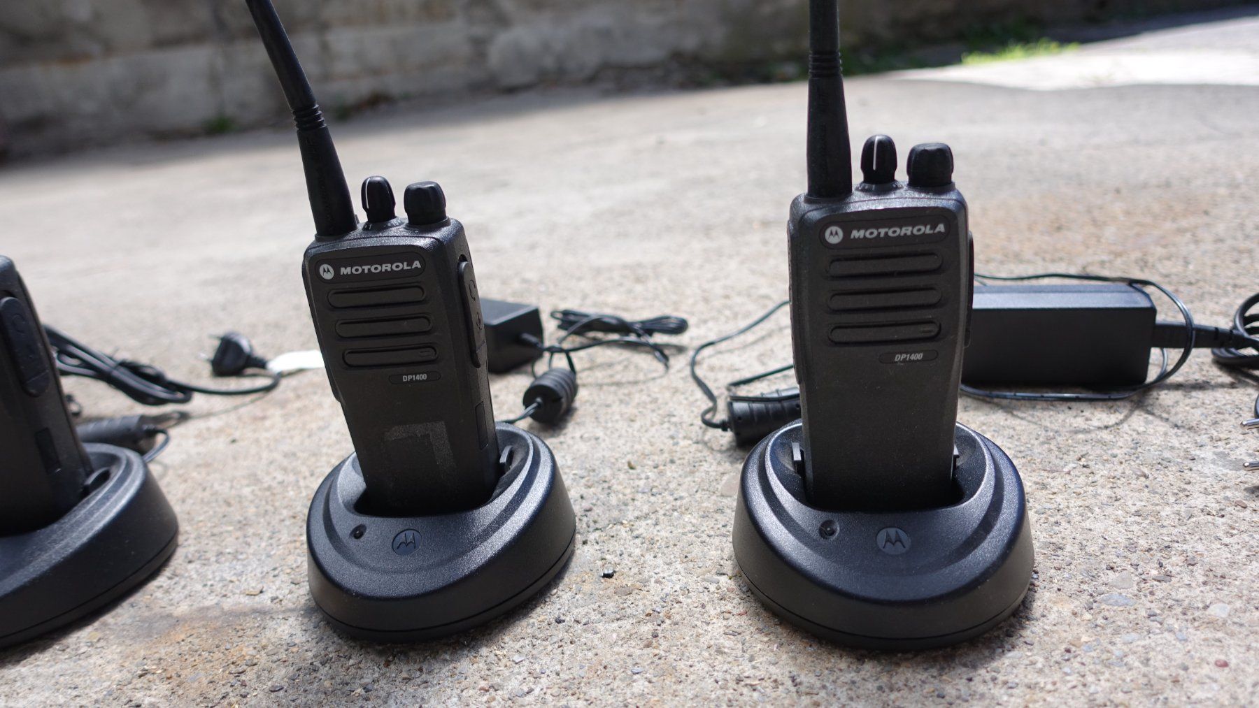 Motorola Radiocomunicazione: 4x Motorola DP1400 Gesamtpaket – Usato da Zürich venduto da HalsundbeinbruchFilm 6