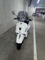 Vespa 300 GTS super