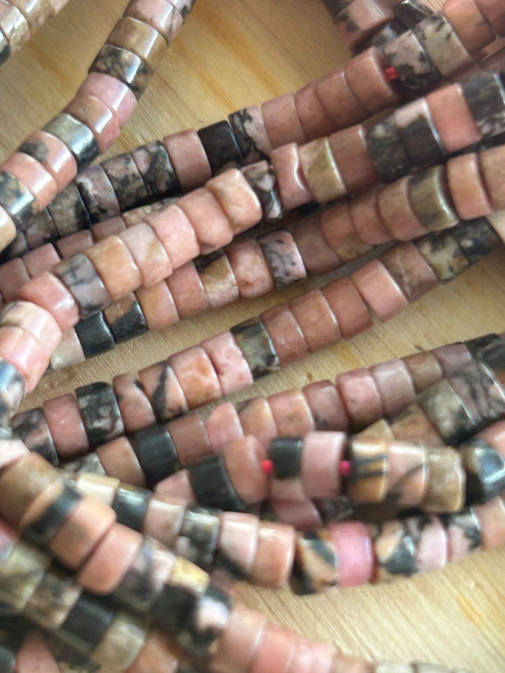 Pietre preziose: Strang echte Rhodochrosite Scheiben 2x4 mm – Nuovo e nell'imballaggio originale da Niederrohrdorf venduto da Ytobi 2
