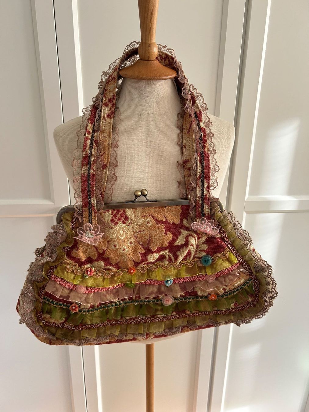 Sacs femmes: Handtasche – Neuf (Voir description) à Luzern par lou4444