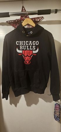 Chicago Bulls NBA Hoodie + Hollister Hoodie Grösse M