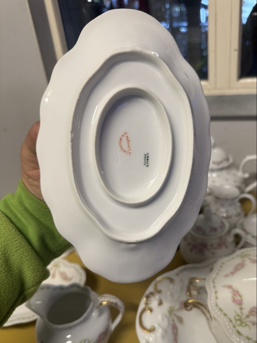Set di piatti:  Limoges  Service  – Usato da Schlieren venduto da Freundlich02 9
