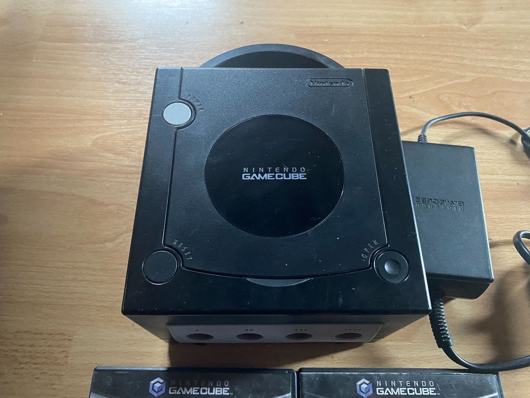 Nintendo Console: Console Gamecube Noir + 5 Jeux – Usato da Lausanne venduto da sauvezretrogames 3