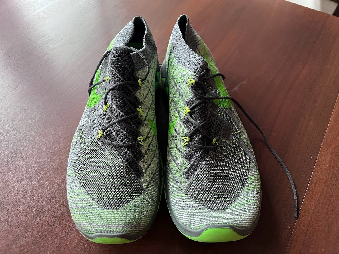 Nike Herrenschuhe: Belle chaussures de sport NIKE – Gebraucht aus Cormondrèche von oceanfrank 2