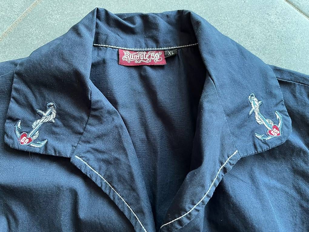 Camicette: Bluse kurzarm von Rumble59 – Usato da Erlinsbach SO venduto da SmilingTiki 1