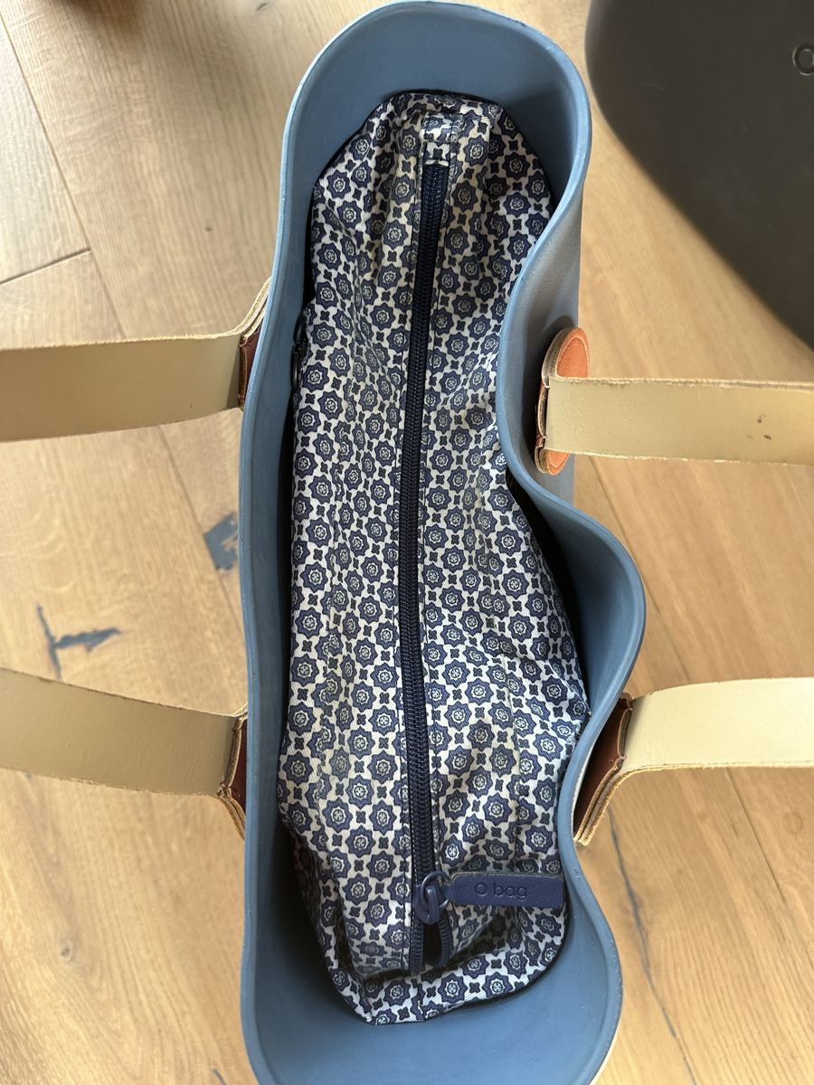 Obag Borse da donna: 3 O Bag mini Handtaschen – Usato da Schaffhausen venduto da Spirited78 4
