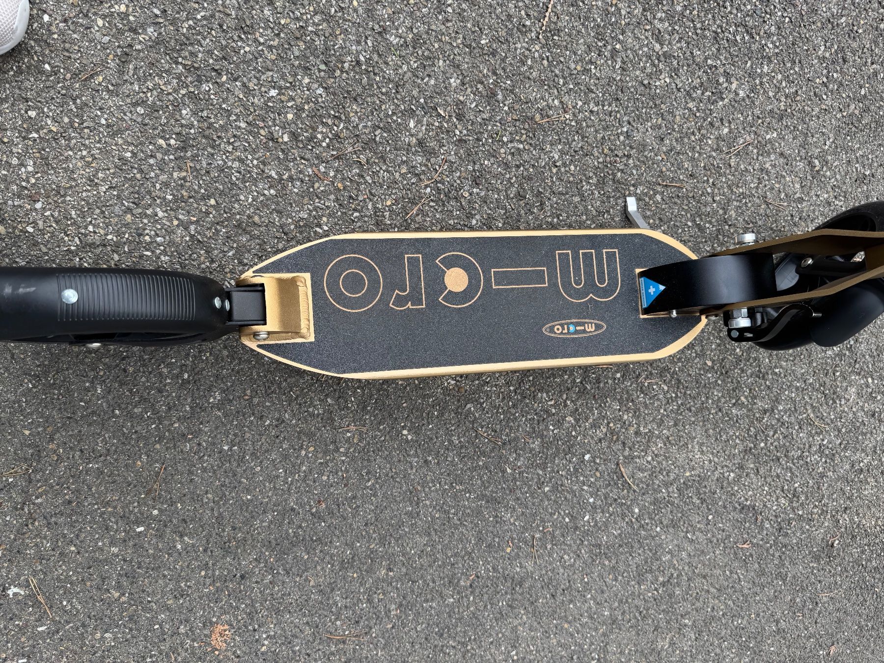 Micro Kickboard: Micro Suspension Scooter – Nuovo (secondo la descrizione) da Nürensdorf venduto da Melancholy79 5