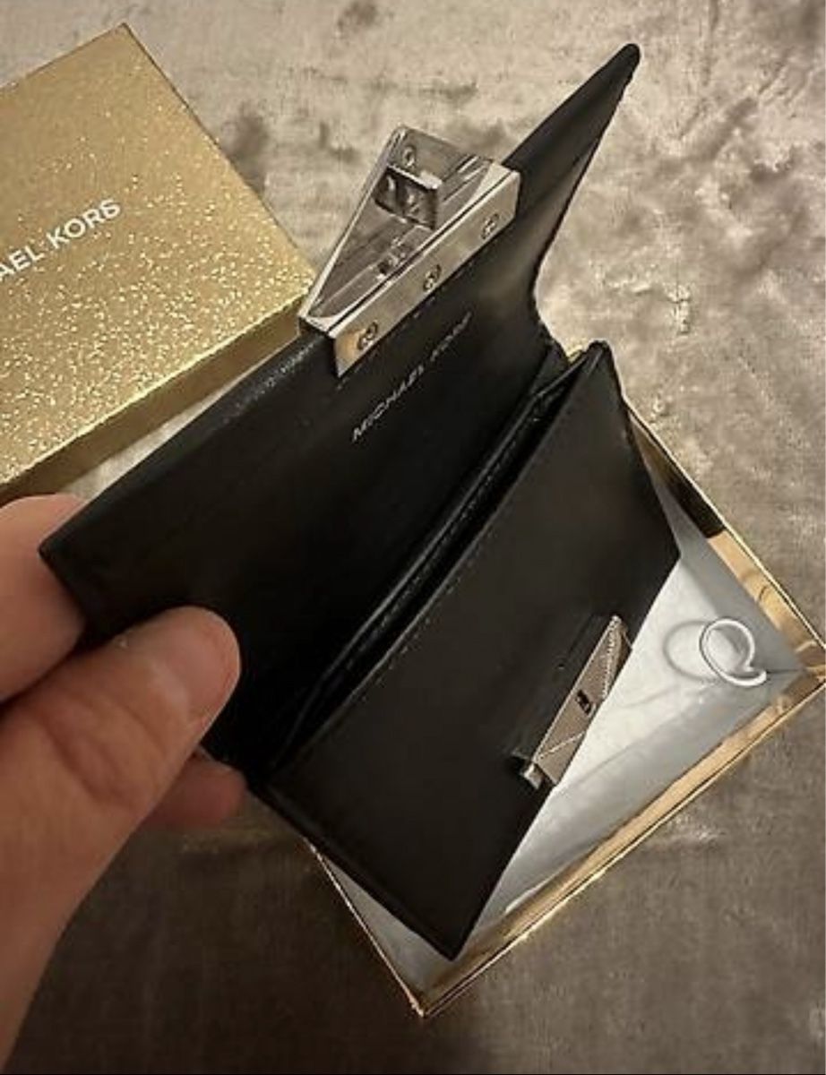 Michael Kors Portamonete: Portamonete Michael Kors originale – Nuovo (secondo la descrizione) da Taverne venduto da ema_q5pb 1