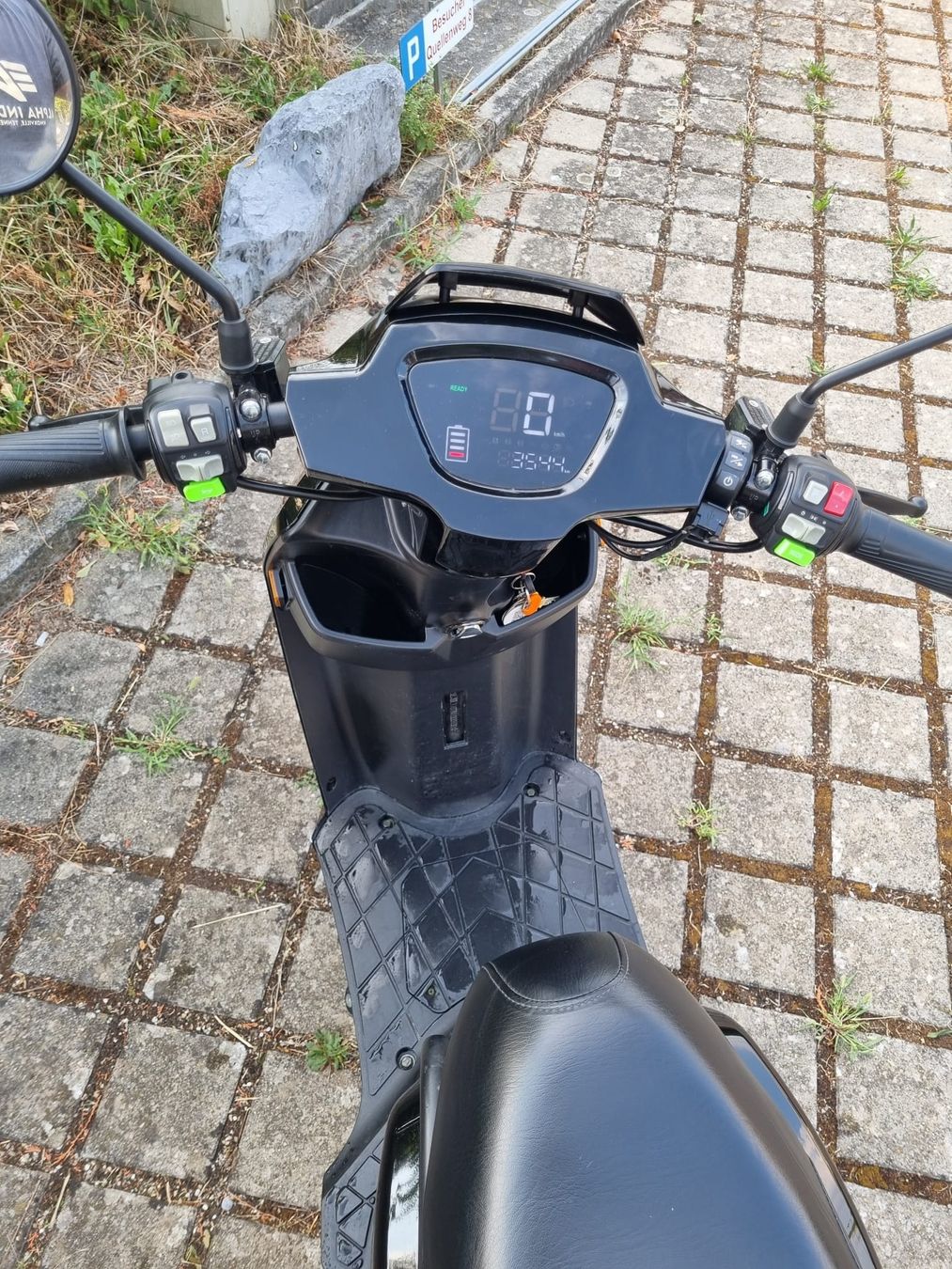 Scooter: E Roller Lugi Next 25 km/h – Usato da Würenlos venduto da son_6fc5 4