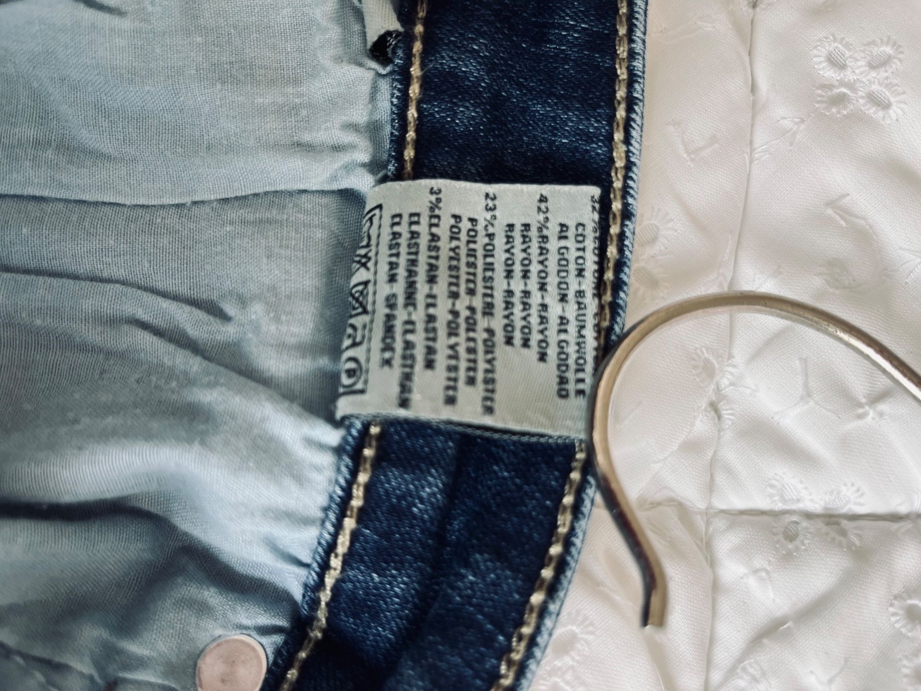 Jeans: Jeans – Usato da Prilly venduto da DANIELLE015 3