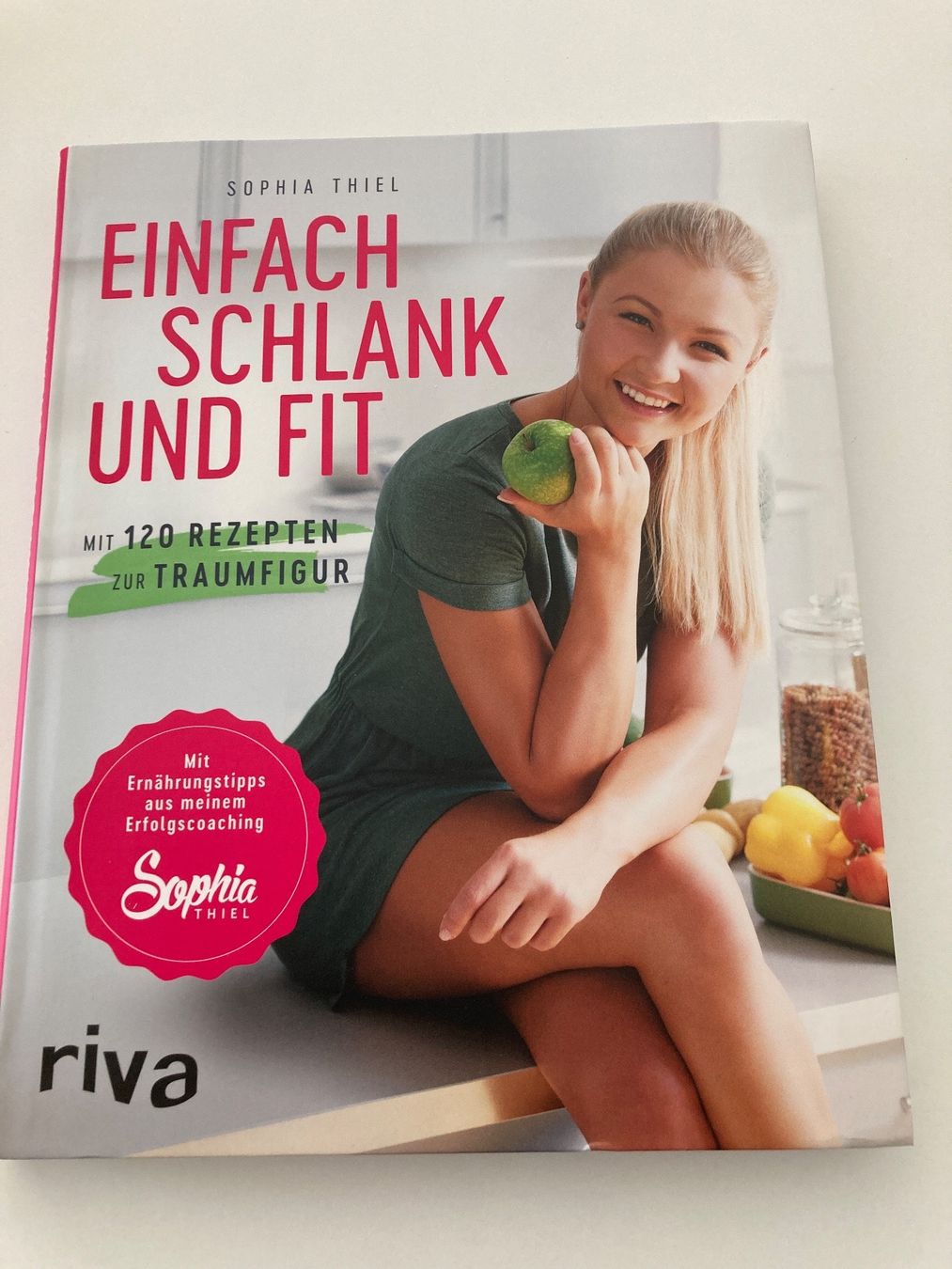 Livres: Sophia Thiel / Einfach schlank und fit – Neuf (Voir description) à Dotzigen par rapunzel03
