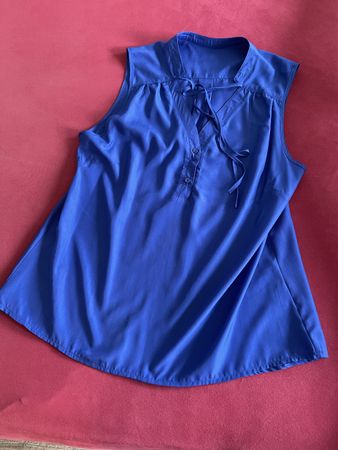 Sommerliche, blaue Bluse, Top Gr. M mit Schnürung vorn