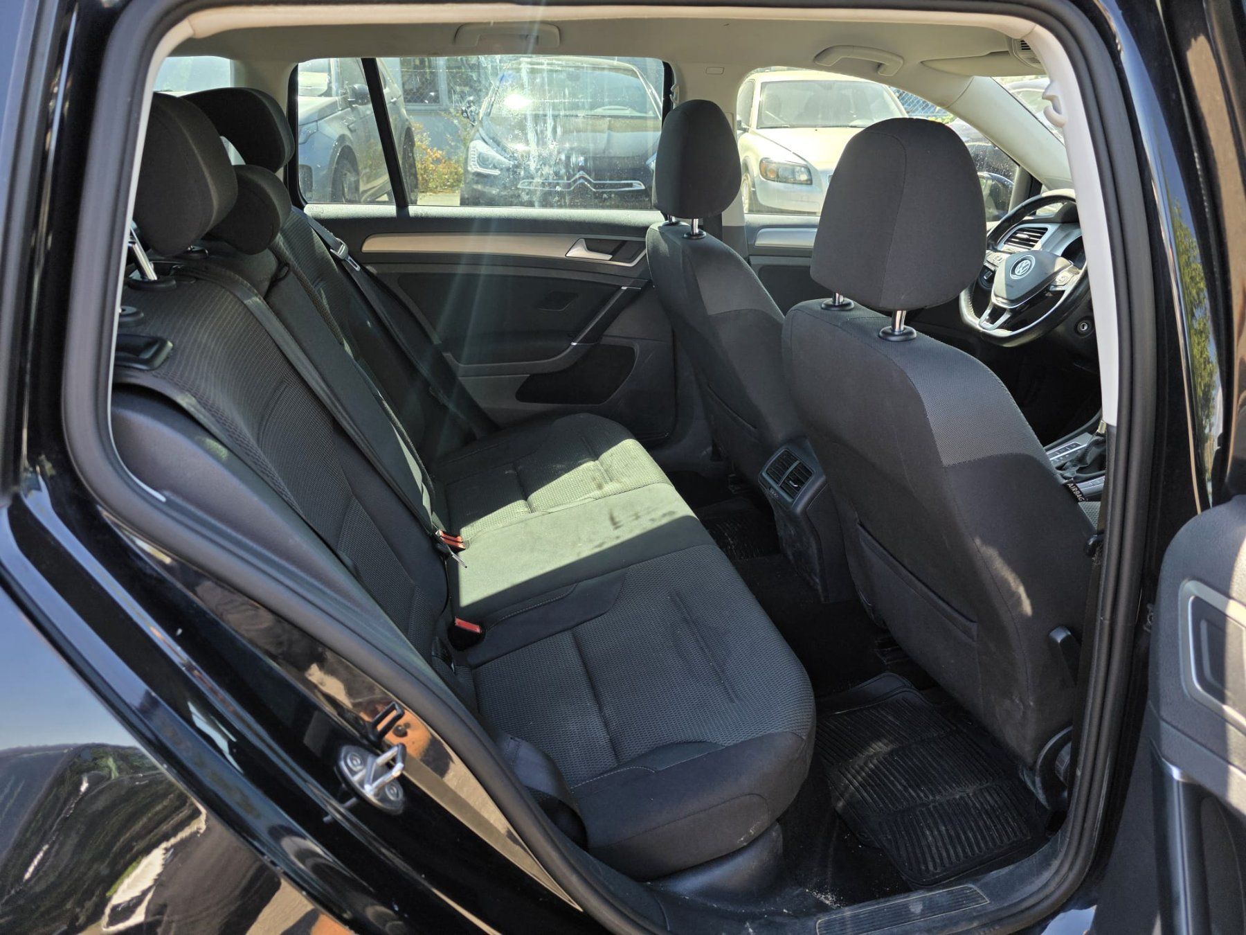 VW Autos: VW Golf 2.0 TDI Variant – Gebraucht aus Regensdorf von Bay2020 8