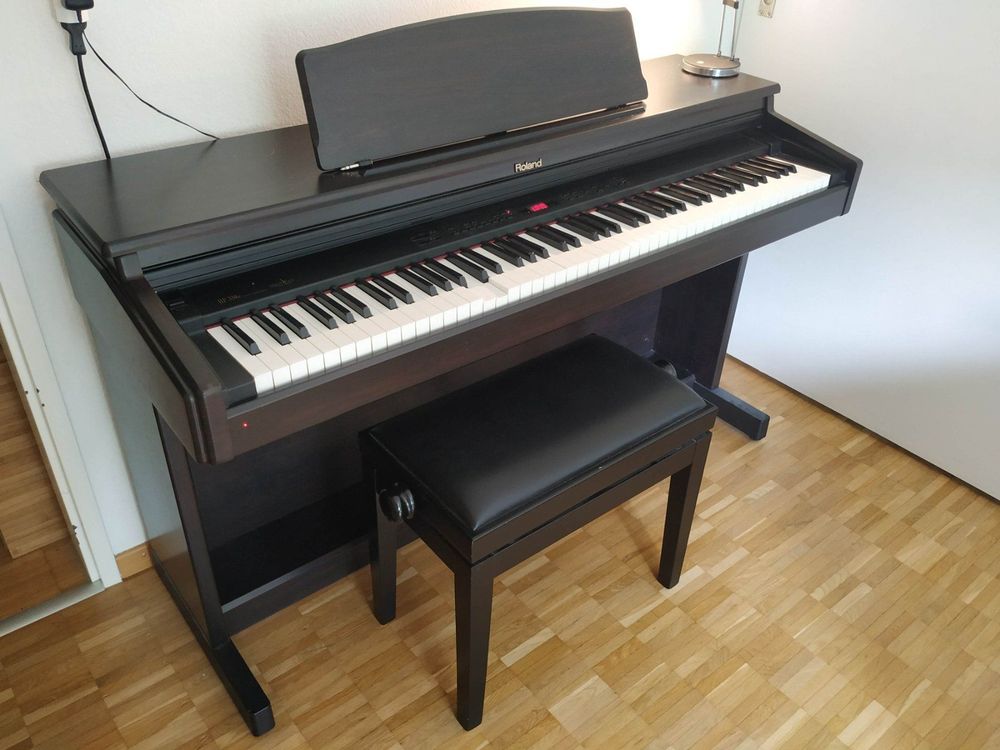 Digital Piano Roland HP 330 Kaufen auf Ricardo