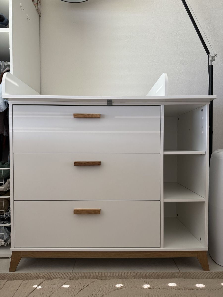 Fasciatoi & Accessori: 2in1 Baby Changing Dresser Table – Usato da Altendorf venduto da joc_yy6d