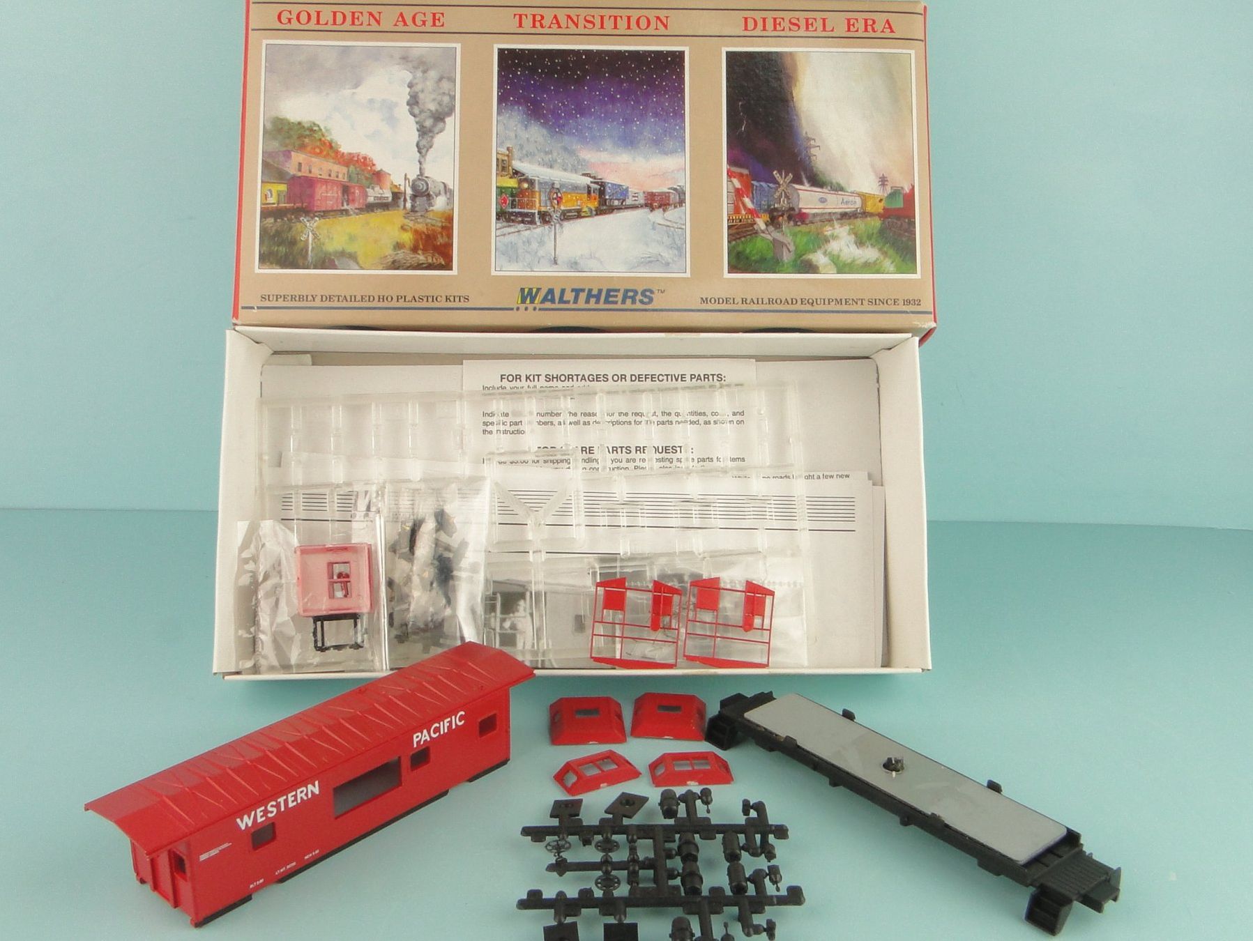 Modellini di ferrovie: Walthers 4359 Bausatz / Western Pacific Caboose – Nuovo e nell'imballaggio originale da Bülach venduto da cann11
