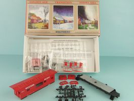 Walthers 4359 Bausatz / Western Pacific Caboose