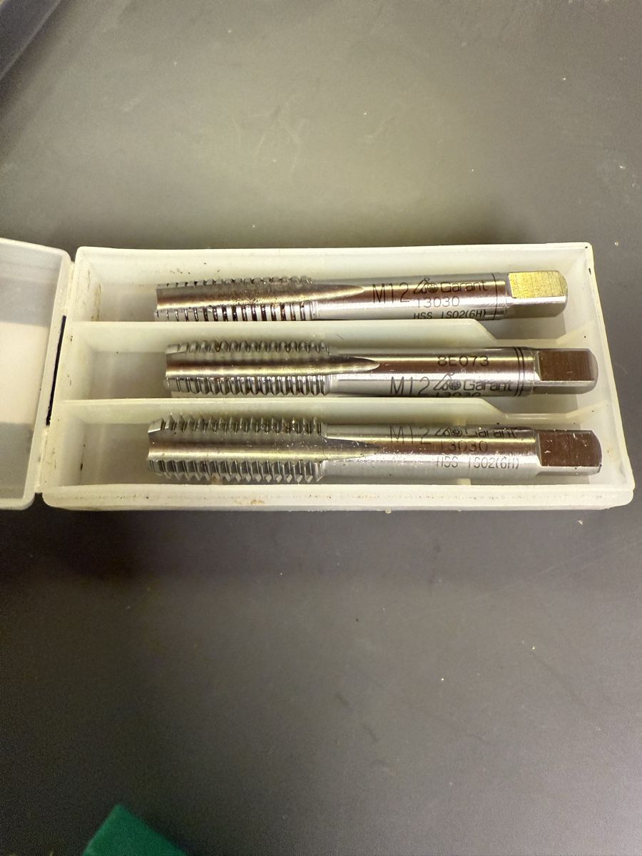 Tutti gli attrezzi: Garant Gewindebohrer M12 – Usato da Basel venduto da Old_Cheddarhand