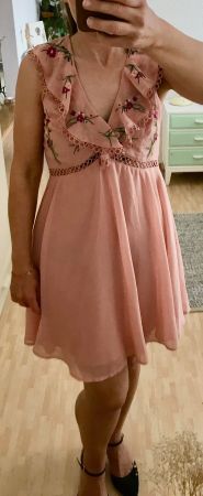 Kleid / Dress von ASOS, M / 38, rosé mit Stickereien, Sommer