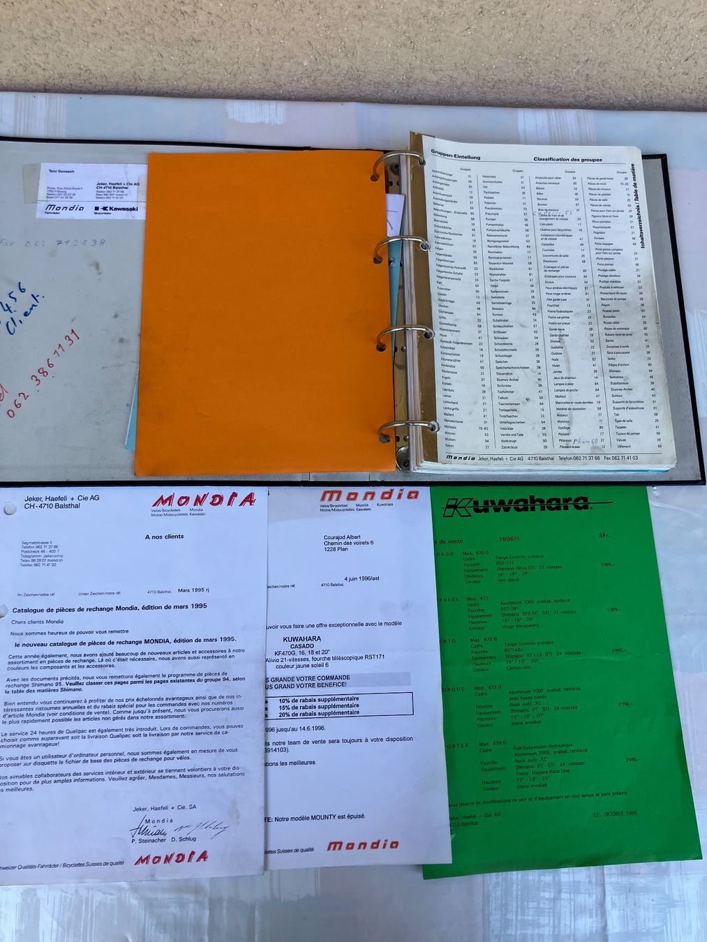 Mondia Pezzi di ricambio: Ersatzteilordner 1995 Mondiahändler / Shimano – Usato da Trimbach venduto da cendira