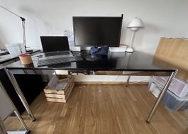 USM Haller Schreibtisch 76cm Höhe 150cm Breit