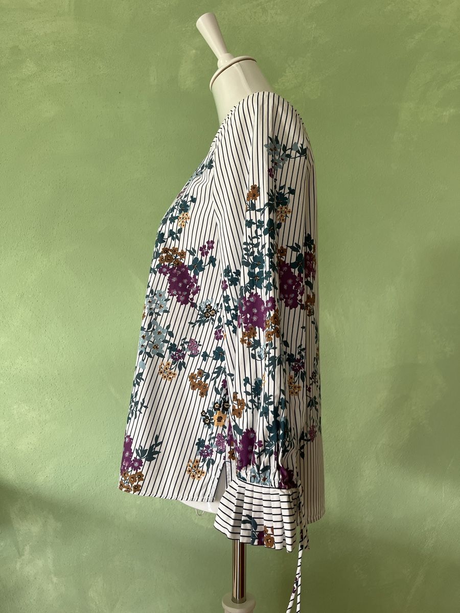 Massimo Dutti Camicette: Massimo Dutti: Bluse weißgrundig Gr. 36 – Nuovo (secondo la descrizione) da Basel venduto da Baseline28 3