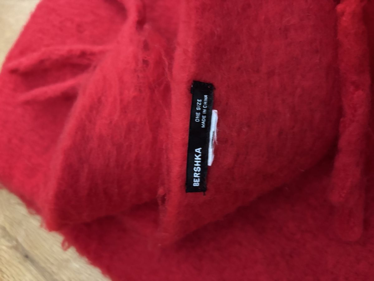 Bershka Foulards, Tücher & Schals: Modeschal – Gebraucht aus Wädenswil von Gagegia 2
