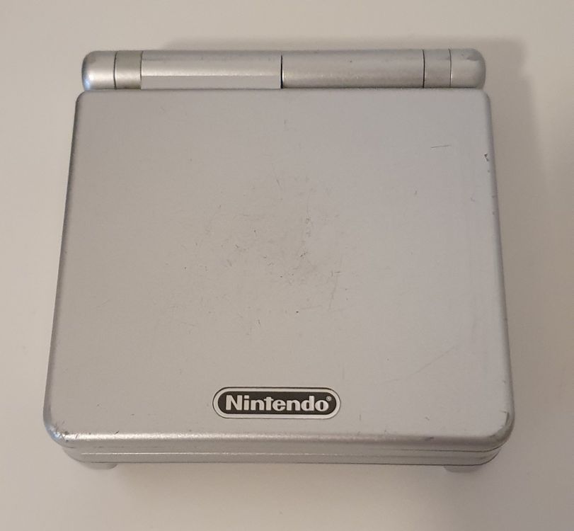 Gameboy Advance SP + Ladegerät Kaufen auf Ricardo