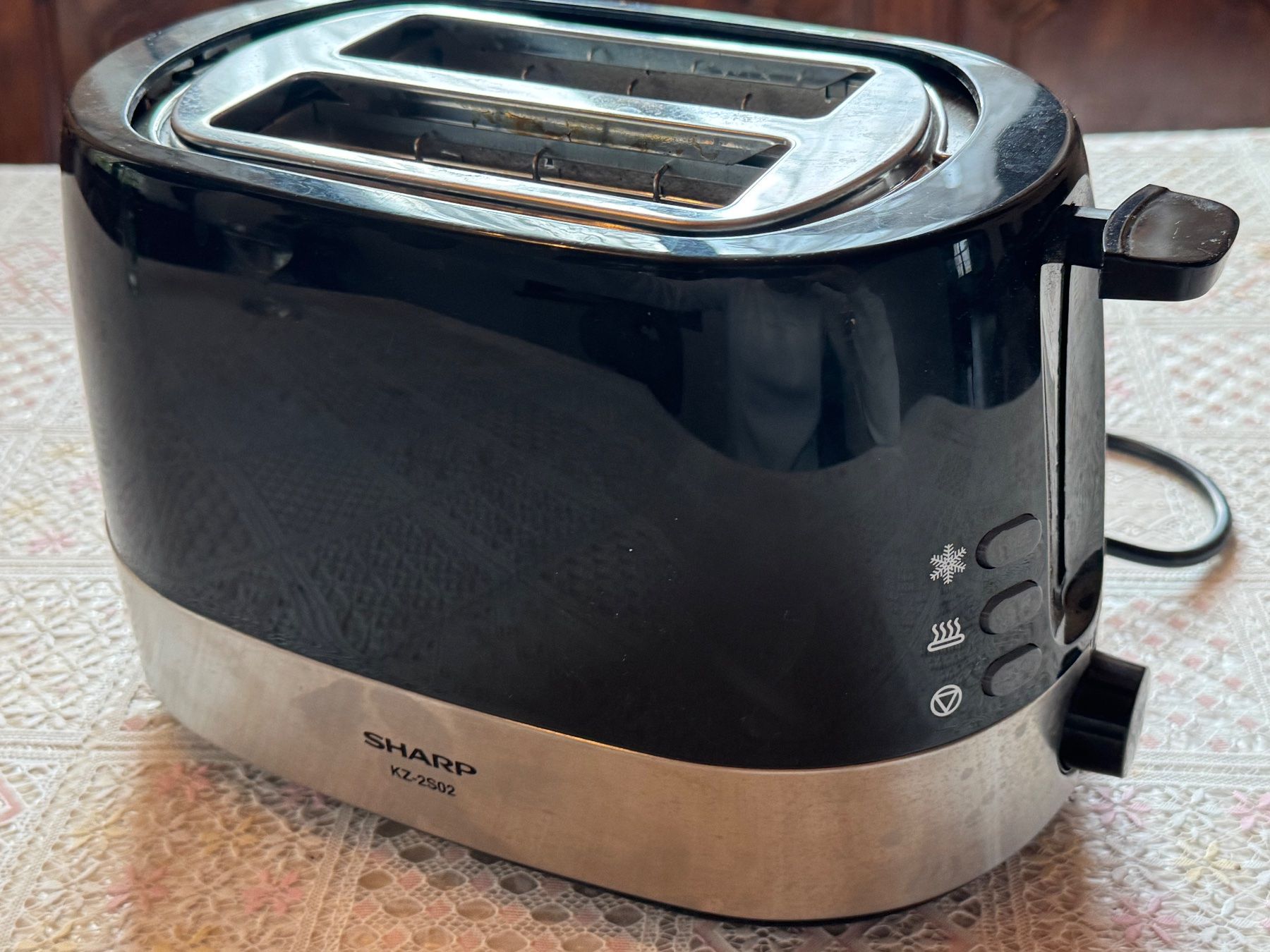 Elettrodomestici da cucina: Sharp Toaster Modell KZ-2S02 schwarz silber gebraucht – Usato da Winterthur venduto da sportdisco2 5
