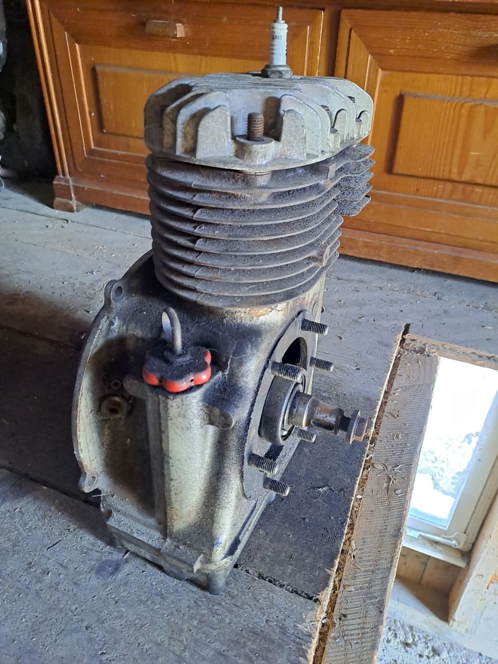 Motoren: MAG/Briggs&Stratton Motoren – Defekt aus Ganterschwil von Salis502 1