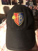 Fc Basel Cap und Kurze Fc Basel Fussball Shorts
