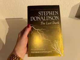 NOVEL: Stephen Donaldson, The last dark