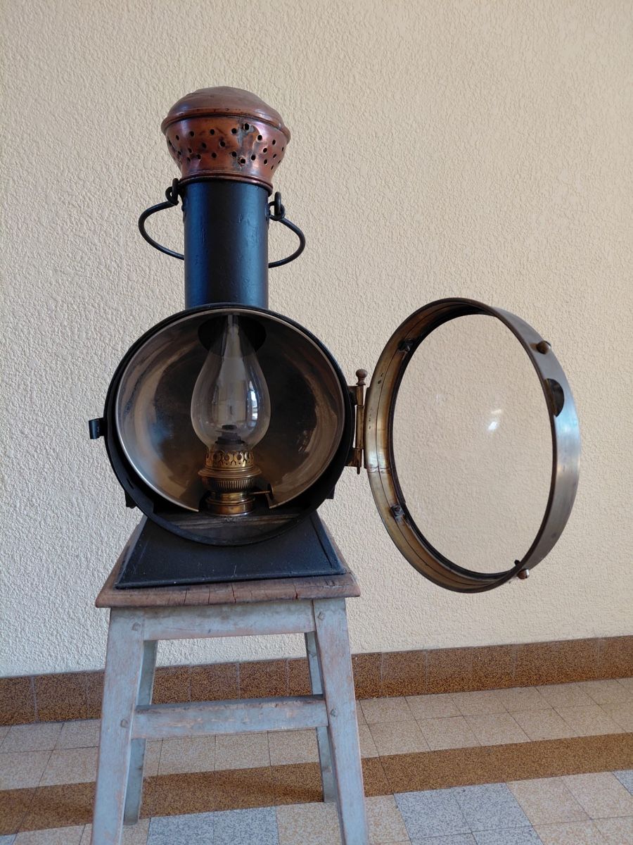 Lampade: Ancienne lampe de train, collection rare! – Usato da Cornol venduto da Blackeagle1 1