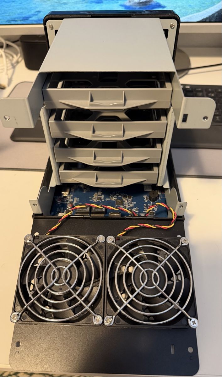 Synology Server: Synology DiskStation DS423 4 baies – Gebraucht aus Versoix von denis_ 2