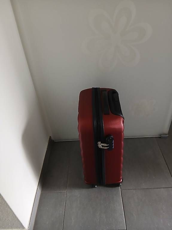 Sonstiges zu Aviatik: Easyjet Hartschalenkoffer – Neu (gemäss Beschreibung) aus Birsfelden von coccobello03 1