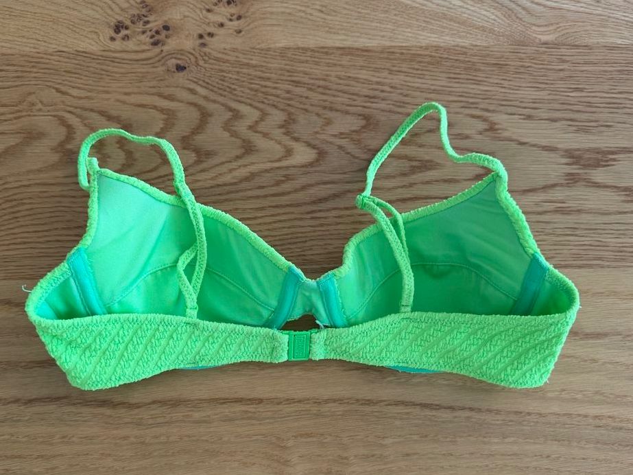 Costumi da bagno & Bikini: Triangl Bikini Grosse S – Usato da Brunnen venduto da keusch19 4