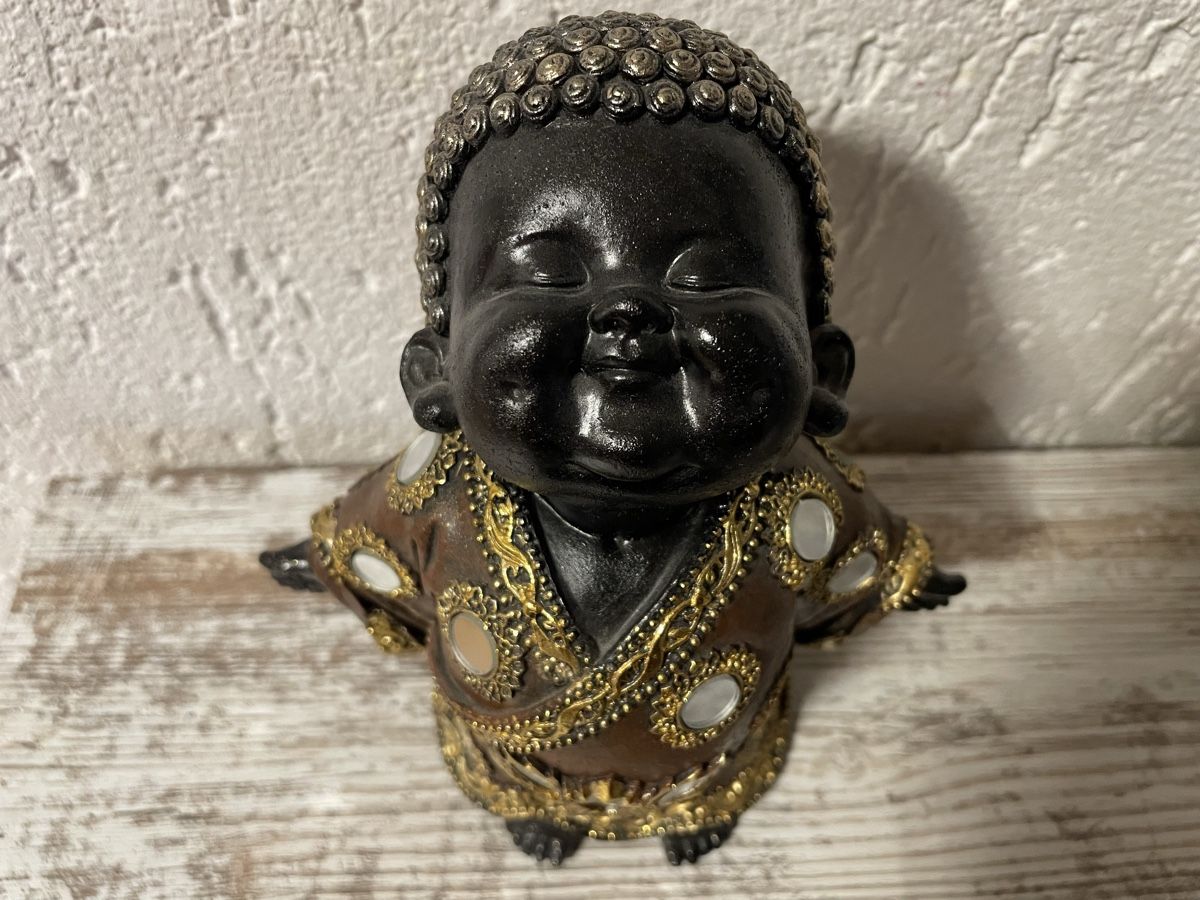 Statuette: Herzige Afrikanische Figur – Usato da Röschenz venduto da Kikis-Brocki 1