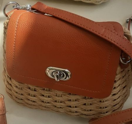 Tasche Bast mit kunstleder Klappe braun neuwertig