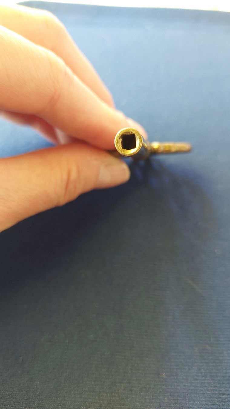 Schlüssel: Clef ancienne pour remonter les pendules – Gebraucht aus Marsens von jogocade 2
